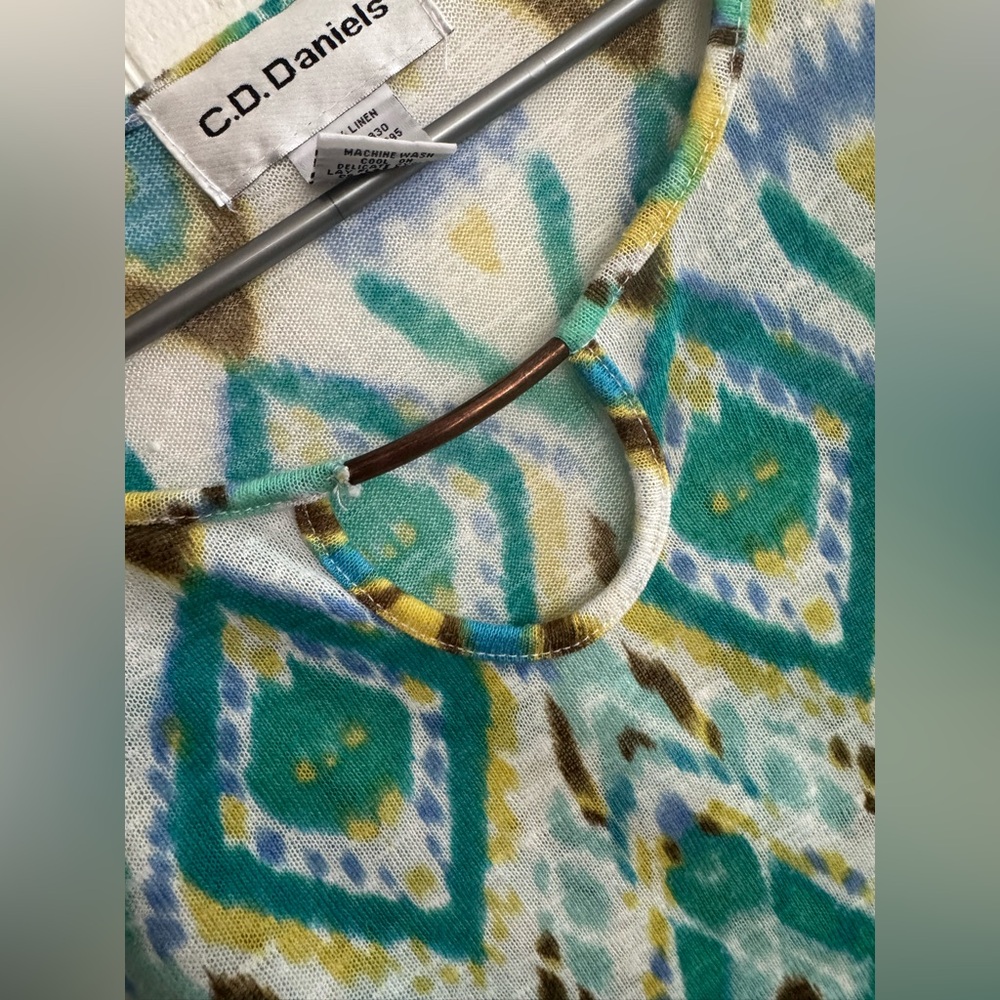 Colorful Geometric Pattern Tunic Top - Picture 5 of 6